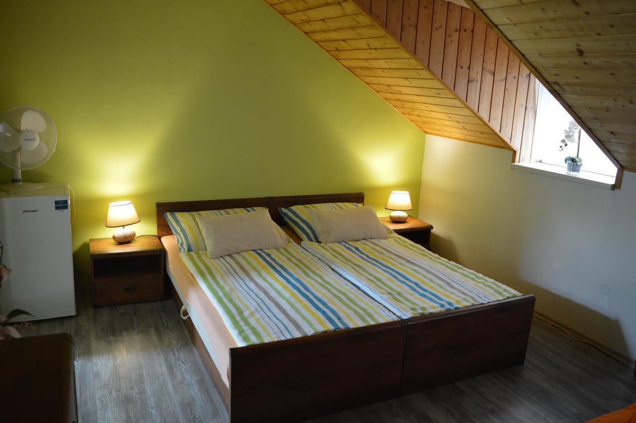 Guest House Hakluv Mlyn Hrabetice  Exterior photo